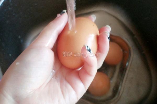 五香咸鸡蛋的做法图解1