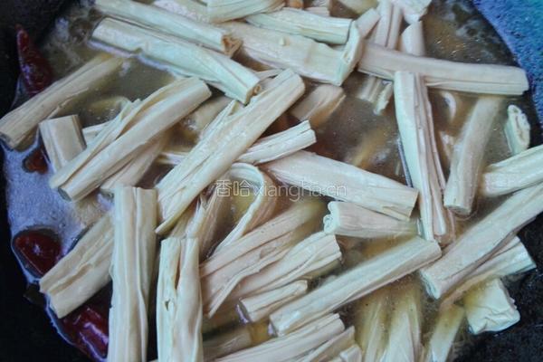 腐竹鸡肉的做法图解7