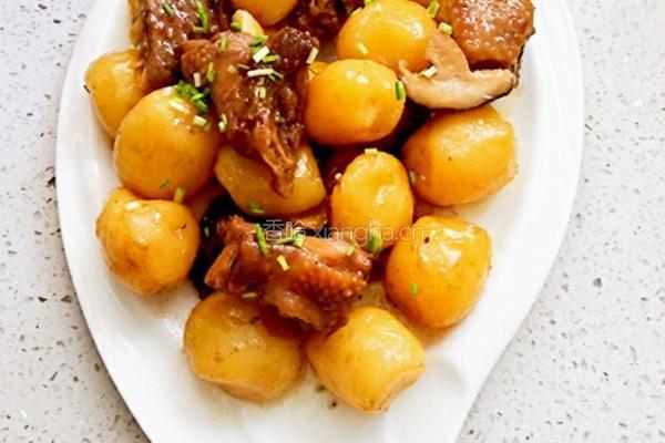 小土豆焖鸡的做法图解9