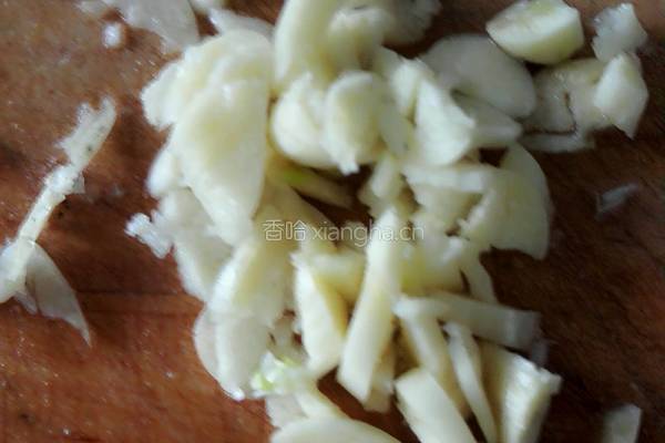 凉拌菠菜粉丝的做法图解3