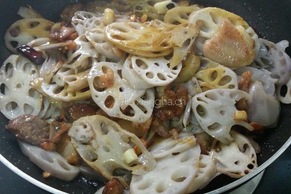 家常嫩藕炒肉的做法图解8