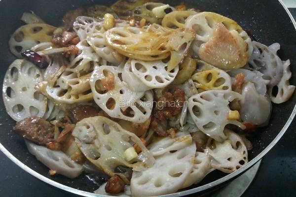 家常嫩藕炒肉的做法图解9
