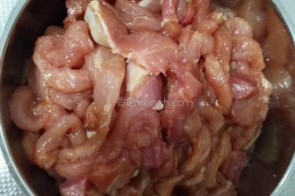 菜花炒肉的做法图解2