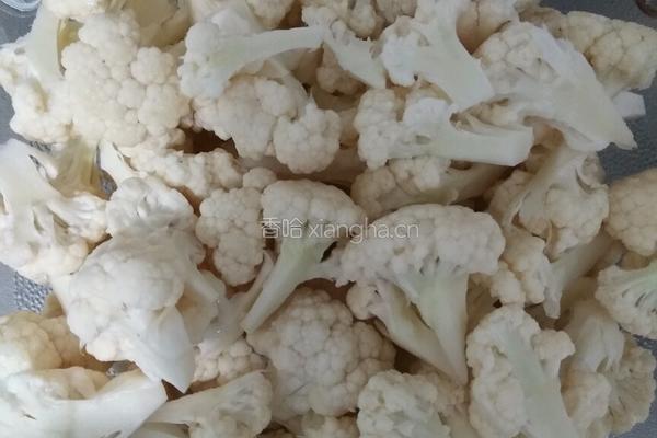 菜花炒肉的做法图解4