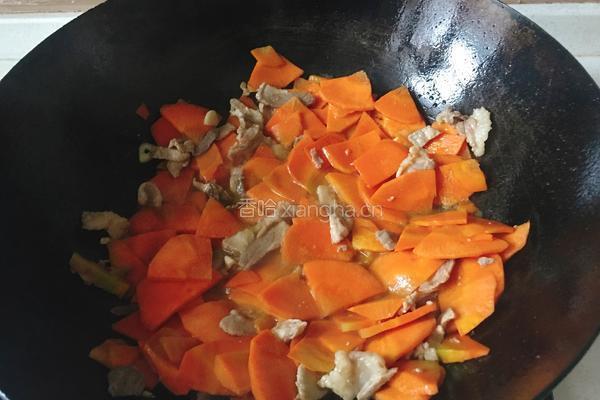 胡萝卜炒肉的做法图解7