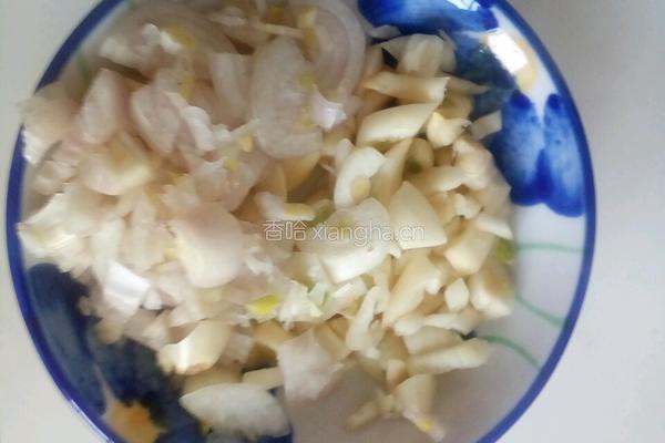 粉条炖冻豆腐的做法图解3