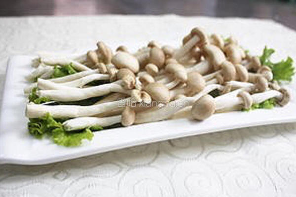 炸蟹味菇的做法图解1