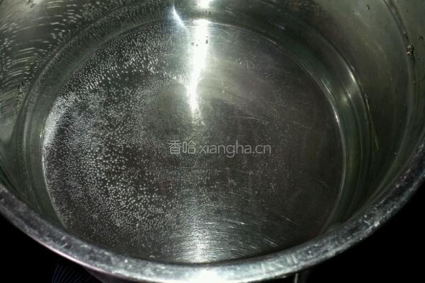 红烧肉煮饵块的做法图解3