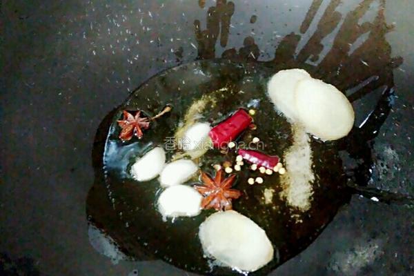 排骨烧土豆的做法图解4