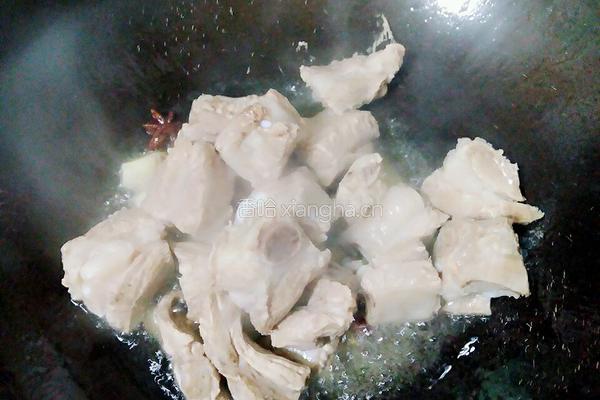 排骨烧土豆的做法图解5