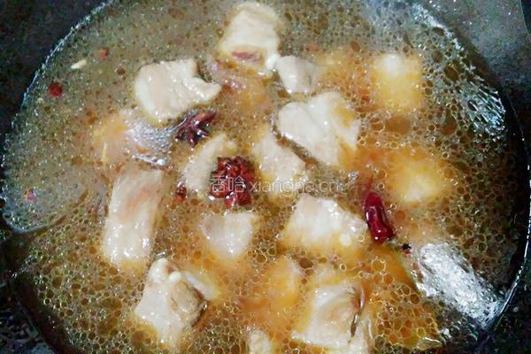 排骨烧土豆的做法图解7