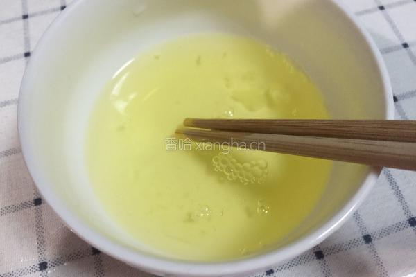 蛋白椰丝球的做法图解3
