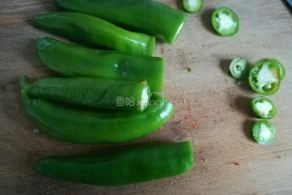 青椒酿肉的做法图解1