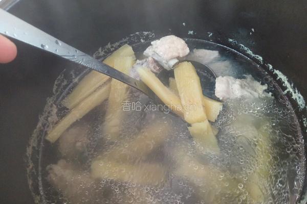 甘蔗排骨汤的做法图解2