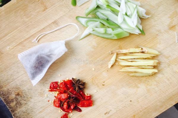 小鱼咸菜的做法图解6