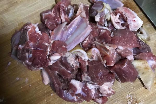 爆炒羊肉的做法图解1