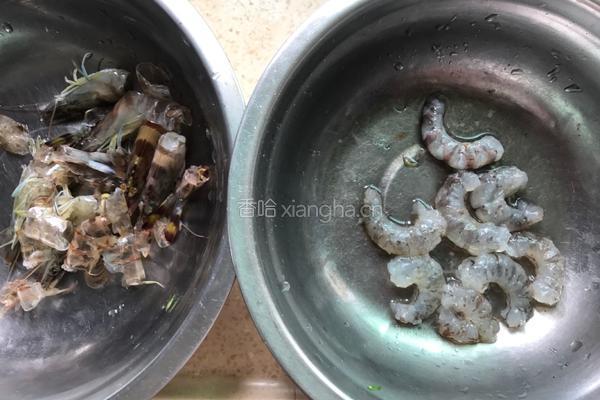 菠萝虾仁蛋炒饭的做法图解6