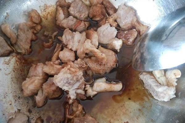牛肉炖土豆的做法图解3