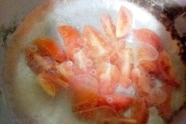 番茄瘦肉鲜汤的做法图解5