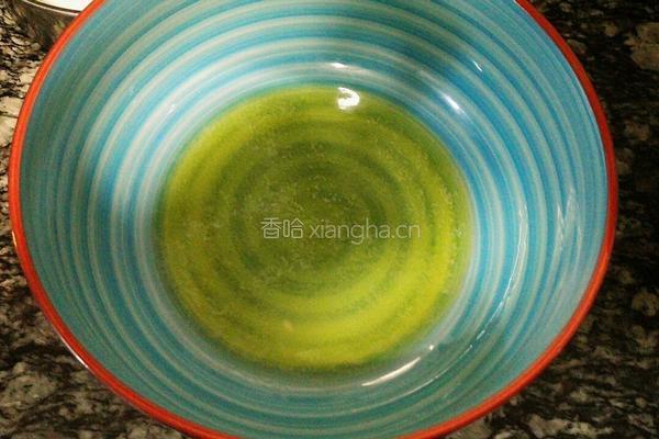 抹茶味草莓牛轧糖的做法图解2