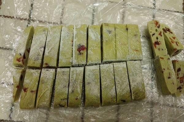 抹茶味草莓牛轧糖的做法图解10
