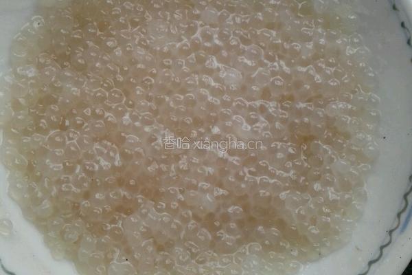 炼奶水果西米露的做法图解2