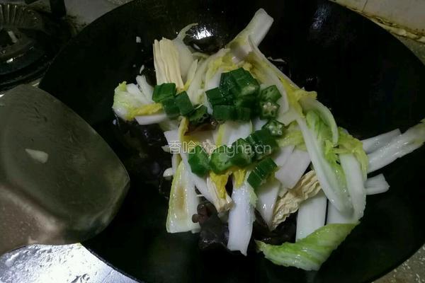 白灼绘三鲜娃娃菜的做法图解4