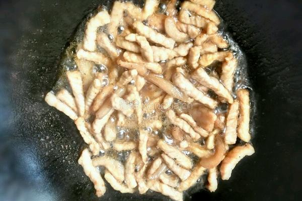 黄豆芽炒肉丝的做法图解6
