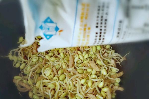 黄豆芽炒肉丝的做法图解8