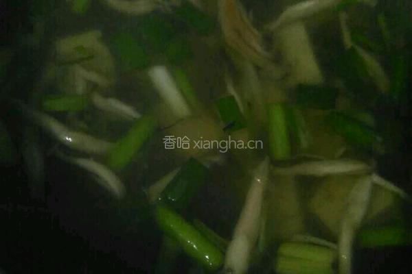 蟹味菇豆腐汤的做法图解6