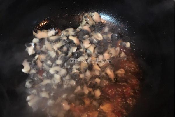 田螺肉炒青椒的做法图解7