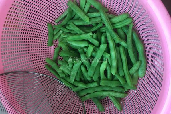 干煸老干妈四季豆的做法图解4