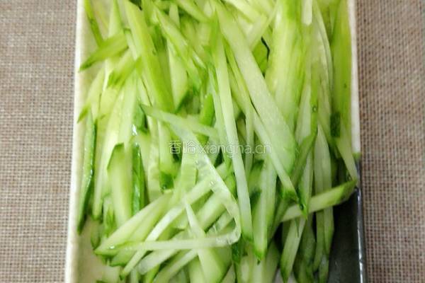 西红柿鸡蛋打卤面的做法图解2