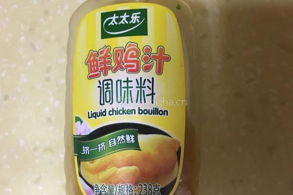 三纹鱼豆腐汤的做法图解3