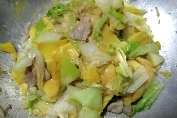 白菜大格扎炒肉的做法图解10