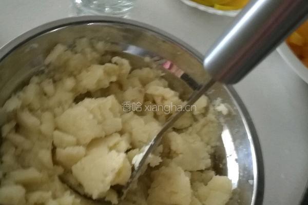 浇汁土豆泥的做法图解3