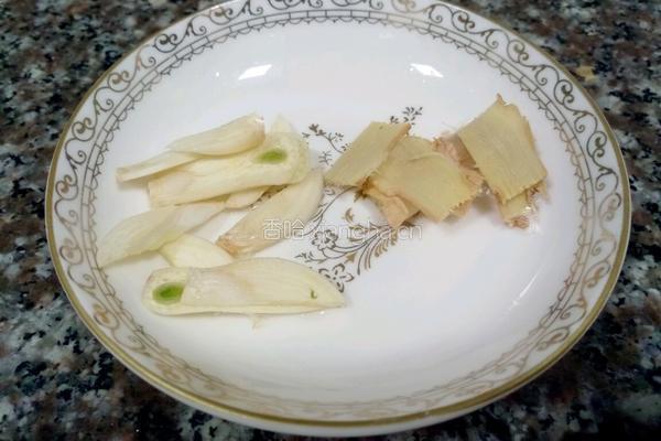 菠菜炒黄豆芽的做法图解6