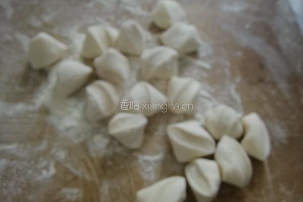 猪肉西葫芦水饺的做法图解10