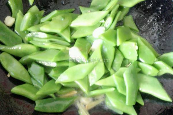 素炒扁豆的做法图解5