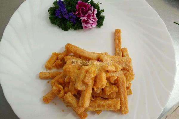 鸭蛋黄焗南瓜的做法图解7