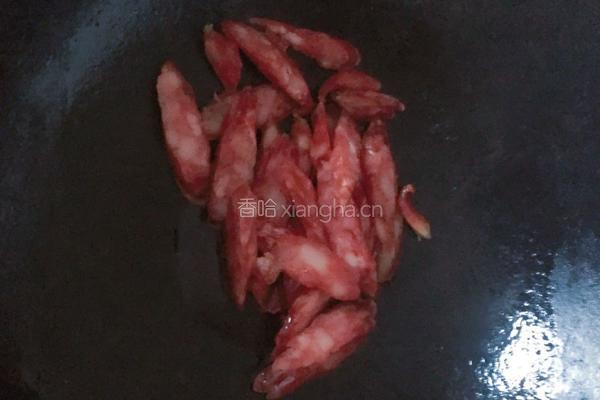 芹菜炒腊肠的做法图解3