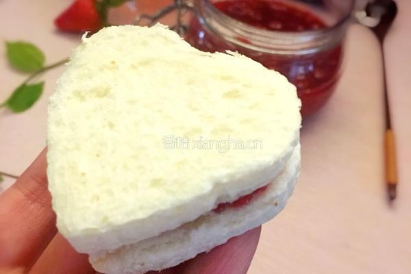 纯手工自制大果粒草莓果酱+杜绝浪费滴草莓特饮的做法图解9