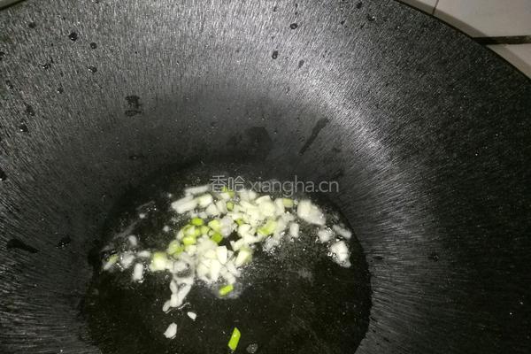 小瓜炒鸡蛋的做法图解2