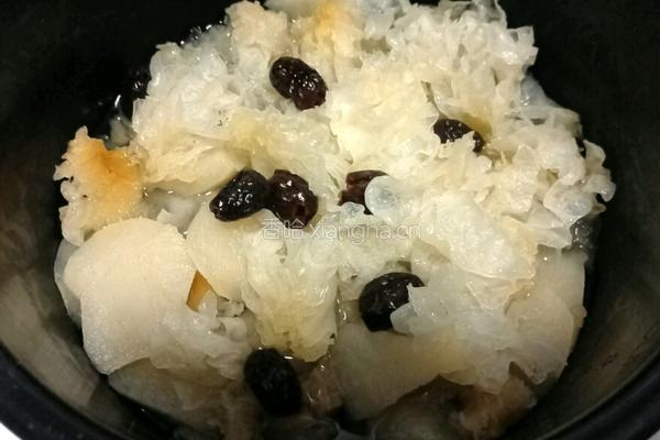 冰糖银耳雪梨的做法图解8