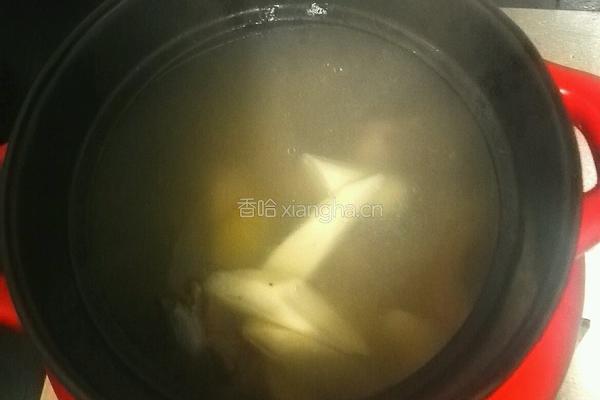 山药排骨汤的做法图解4