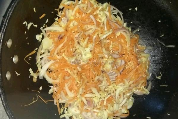 三丝炒饼的做法图解3