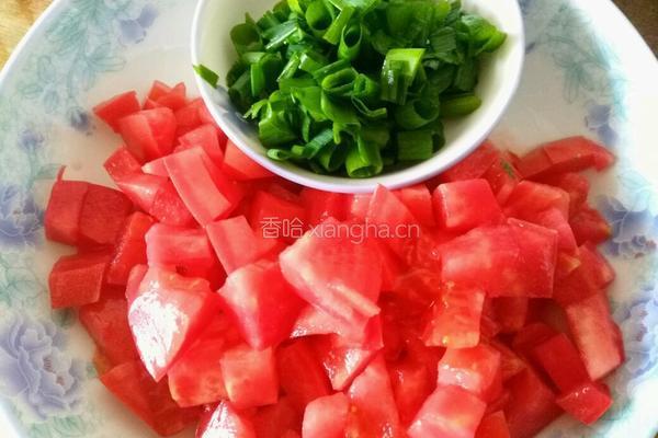 西红柿鸡蛋打卤面的做法图解2