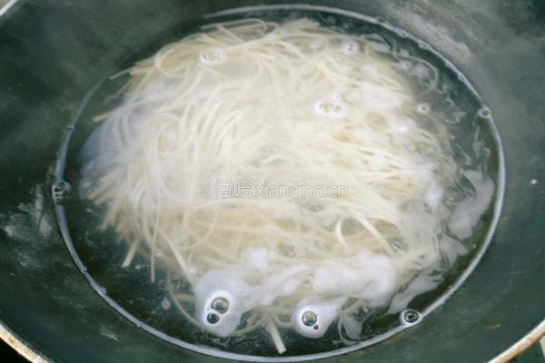 西红柿鸡蛋打卤面的做法图解11