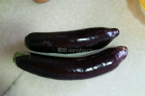 炸茄盒的做法图解1