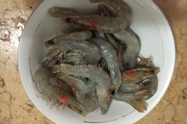 清蒸虾的做法图解1